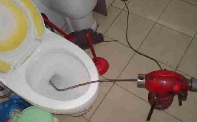 银州马桶通下水